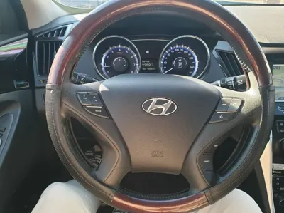 Hyundai Sonata 2011, 133075 км, за 2472.03 USD - фото 8