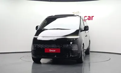 Hyundai Staria 2022, 54262 км, за 17795.91 USD