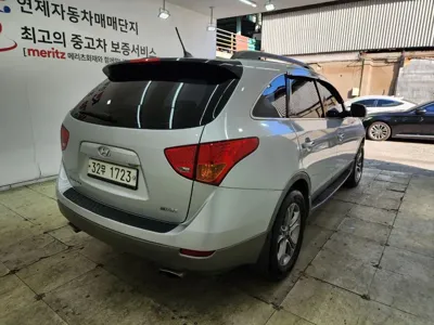 Hyundai Veracruz 2015, 176780 км, за 5483.98 USD