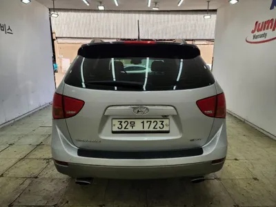 Hyundai Veracruz 2015, 176780 км, за 5483.98 USD