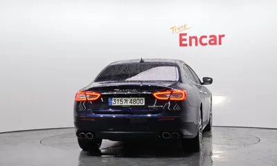 Maserati Quattroporte 2020, 107487 км, за 23129.31 USD