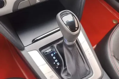 Hyundai Elantra (6th Generation 2016, 70000 км, за 7310 USD - фото 21