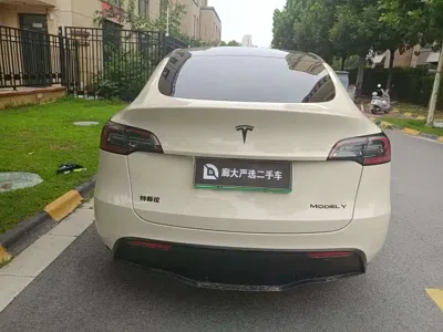 Tesla Model Y 2021, 78900 км, за 18981.39 USD