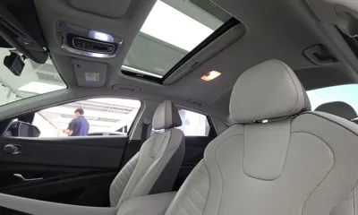 Hyundai Avante 2021, 58406 км, за 12110.76 USD - фото 18