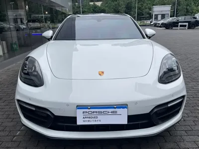 Porsche Panamera 2023, 21000 км, за 98291.21 USD