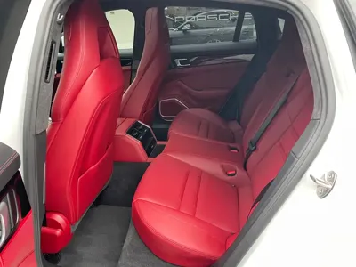 Porsche Panamera 2023, 21000 км, за 98291.21 USD