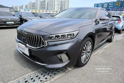 Kia K7 · 2020 год