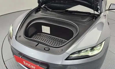 Tesla Model 3 2025, 8841 км, за 30655.11 USD - фото 6