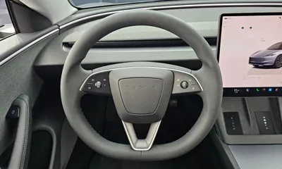 Tesla Model 3 2025, 8841 км, за 30655.11 USD - фото 13