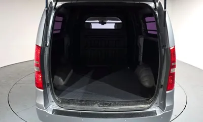 Hyundai Starex 2016, 127782 км, за 5710.91 USD - фото 16