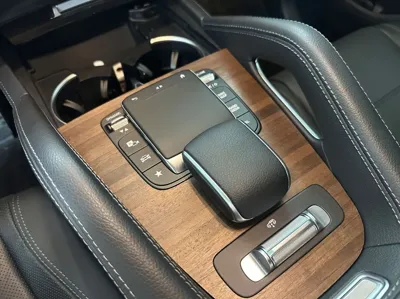 Mercedes-Benz GLE-Class 2022, 41110 км, за 49511.43 USD - фото 9
