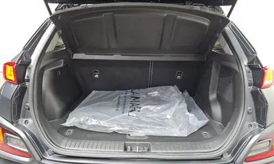 Hyundai Kona 2018, 60813 км, за 10548.93 USD - фото 20
