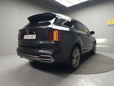 Kia Sorento 2021, 51000 км, за 15097.81 USD