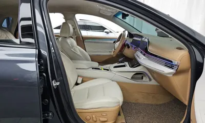 Hyundai Grandeur 2020, 182759 км, за 10986.15 USD - фото 11