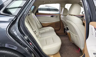 Hyundai Grandeur 2020, 182759 км, за 10986.15 USD - фото 12