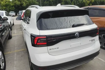 Volkswagen T-Cross 2020, 90300 км, за 9766 USD