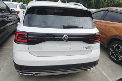 Volkswagen T-Cross 2020, 90300 км, за 9766 USD