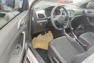 Volkswagen T-Cross 2020, 90300 км, за 9766 USD - фото 23