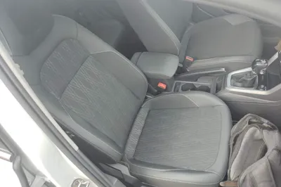 Volkswagen T-Cross 2020, 90300 км, за 9766 USD - фото 24