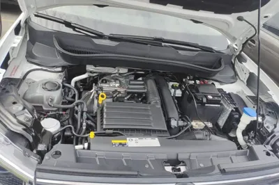 Volkswagen T-Cross 2020, 90300 км, за 9766 USD - фото 30