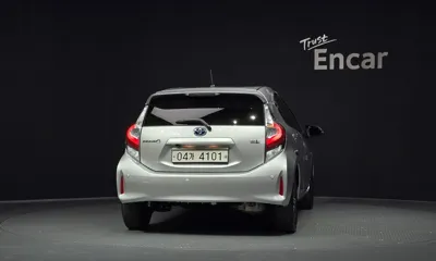 Toyota Prius 2018, 23423 км, за 10336.08 USD - фото 4