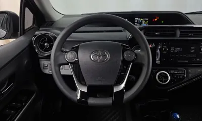 Toyota Prius 2018, 23423 км, за 10336.08 USD - фото 13