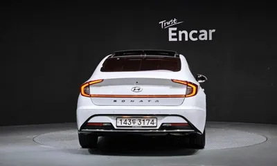 Hyundai Sonata 2020, 94993 км, за 11225.63 USD