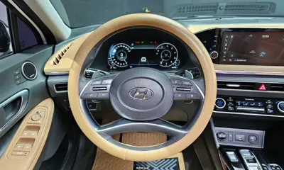 Hyundai Sonata 2020, 94993 км, за 11225.63 USD - фото 13