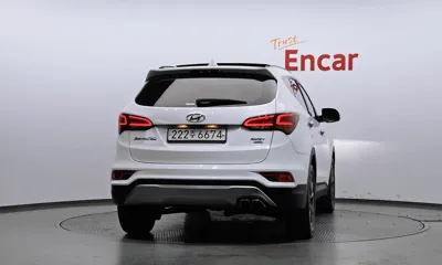 Hyundai Santafe 2016, 75380 км, за 8664.5 USD