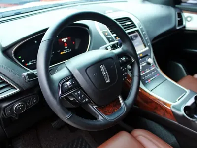 Lincoln Nautilus 2019, 63447 км, за 12493.4 USD