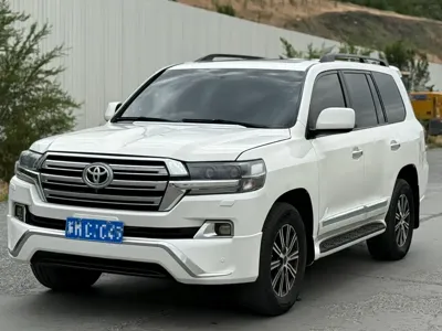 Toyota Land Cruiser · 2009 год