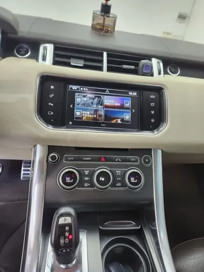 Land Rover Range Rover Sport 2016, 121310 км, за 15196.56 USD - фото 12