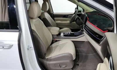 Kia Canival 2025, 23991 км, за 35470.3 USD - фото 11