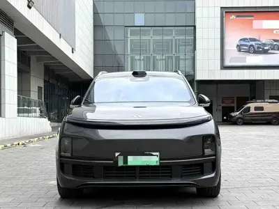 Li Auto Li L9 2023, 50000 км, за 33571.03 USD