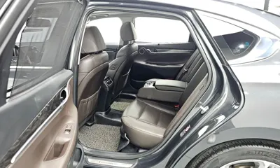 Hyundai Grandeur 2018, 132873 км, за 8334.96 USD - фото 12