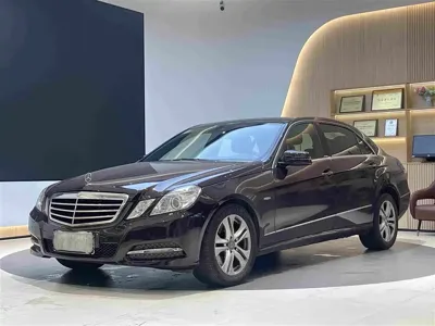 Mercedes-Benz E-Class · 2012 год