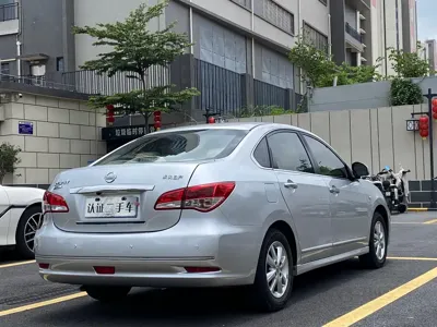 Nissan Sylphy 2017, 80000 км, за 2770.04 USD