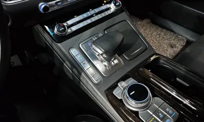 Genesis G90 2020, 159698 км, за 17406.72 USD - фото 9