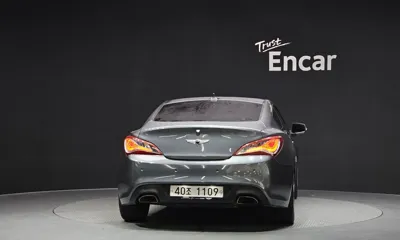 Hyundai Genesis 2014, 174956 км, за 3835.4 USD