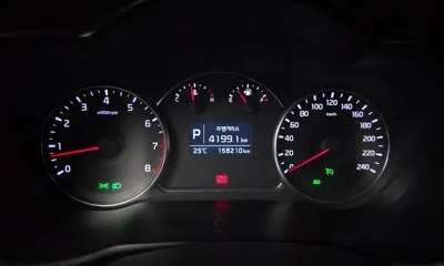 Kia Carens 2014, 158210 км, за 3872.92 USD - фото 8