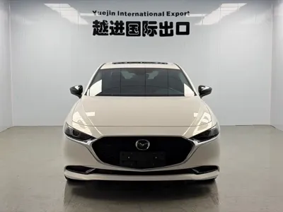Mazda 3 Axela 2022, 16000 км, за 15714.82 USD