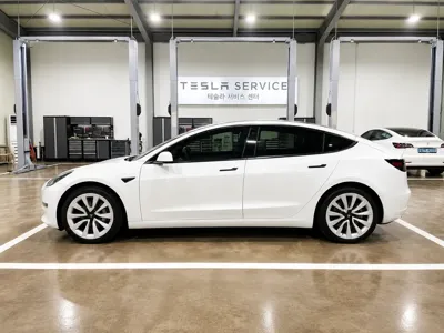 Tesla Model 3 2022, 54300 км, за 20021.01 USD - фото 6