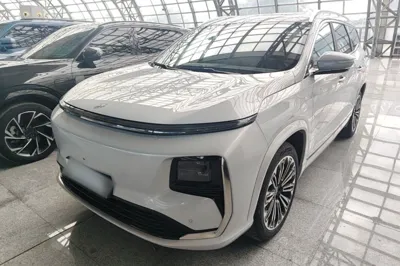 JETOUR Shanhai Shanhai L9 · 2025 год