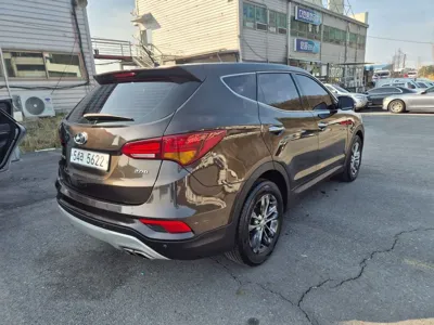 Hyundai Santafe 2018, 256446 км, за 4810.5 USD