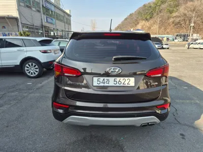 Hyundai Santafe 2018, 256446 км, за 4810.5 USD