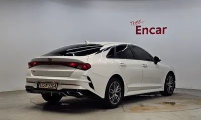 Kia K5 2021, 87788 км, за 10240.25 USD
