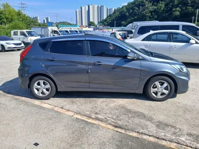 Hyundai Accent 2013, 209000 км, за 1706.71 USD