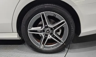 Mercedes-Benz E-Class 2023, 39431 км, за 27588.01 USD