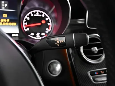 Mercedes-Benz GLC-Class 2019, 56666 км, за 33076.83 USD - фото 9