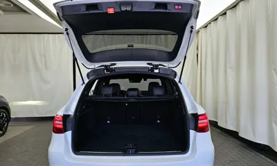 Mercedes-Benz GLC-Class 2019, 56666 км, за 33076.83 USD - фото 20